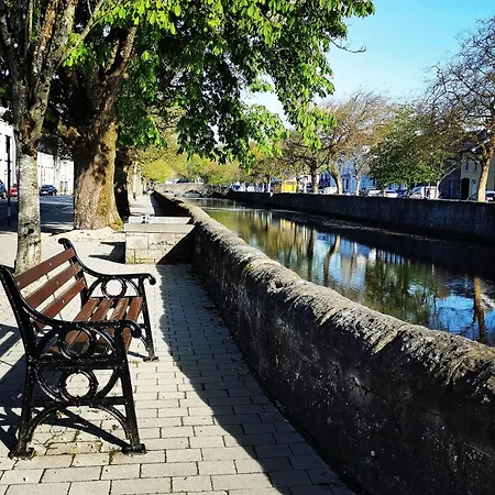 Westport Holiday Home * Γουέστπορτ